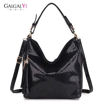 

2018 New Vintage Women Shoulder Handbag Bags for Female Serpentine Snake Versatile Mobile Handbag Women Shoulder Messenger Bag