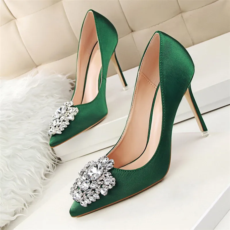 Г. Весенне-осенние женские туфли-лодочки элегантные шелковые атласные туфли на высоком каблуке со стразами пикантные тонкие туфли с острым носком 7 цветов, размер 34-39 - Цвет: Зеленый