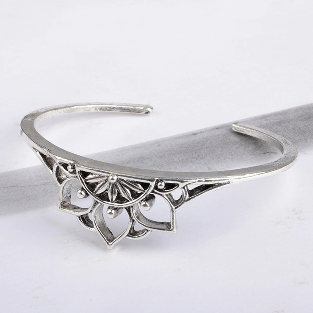 Women Boho Hollow Flower Ethnic Vintage Cuff Bangle Open Bracelet Jewelry