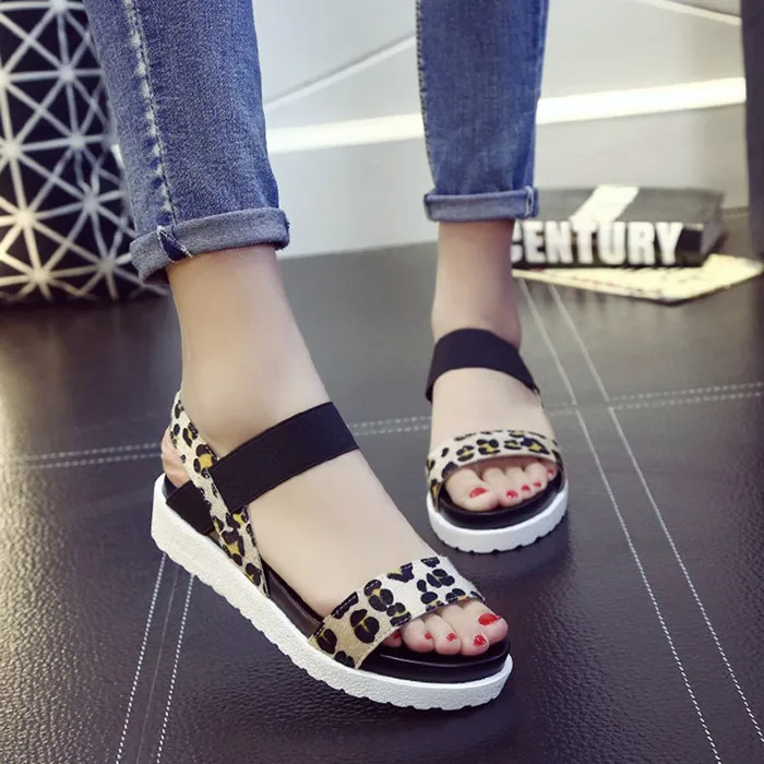 New Hot Sale Sandals Women Summer Slip On Shoes Peep-toe Flat Shoes Roman Sandals bohemian sandals shoes woman 4 colors T88 - Цвет: leopard