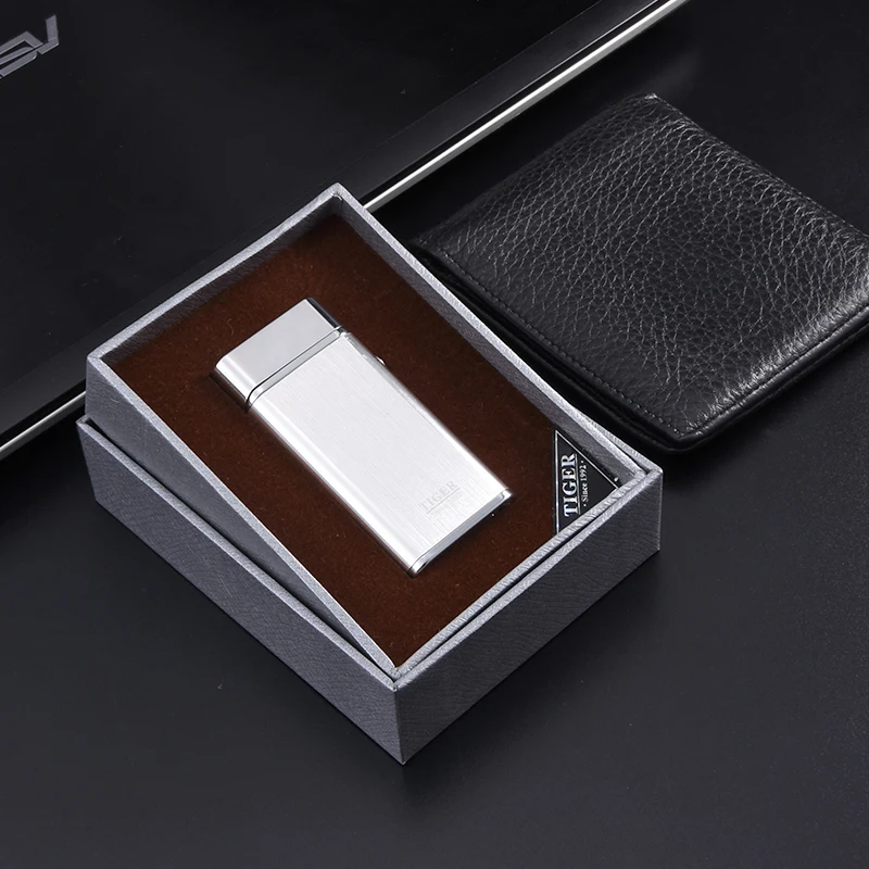 Из металла дизайн перезаряжаемые тигр электронные USB легче сигарет импульса