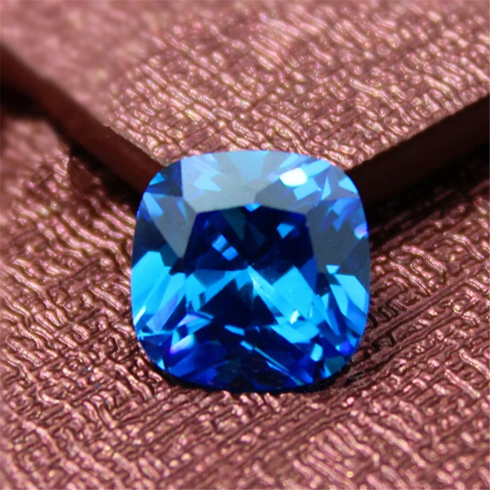 

Joanlyn Light Blue Sapphire Square Faceted Gemstone Cushion Cut Sapphire Gem 10X10mm C68S