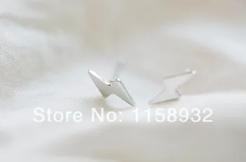 

Fashion thunderbolt stud earrings