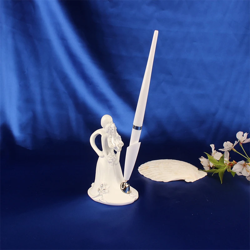 LanLan 16cm Wedding Pen with Groom and Bride Embracing Design Base Set Romantic Wedding Accessory, White 25