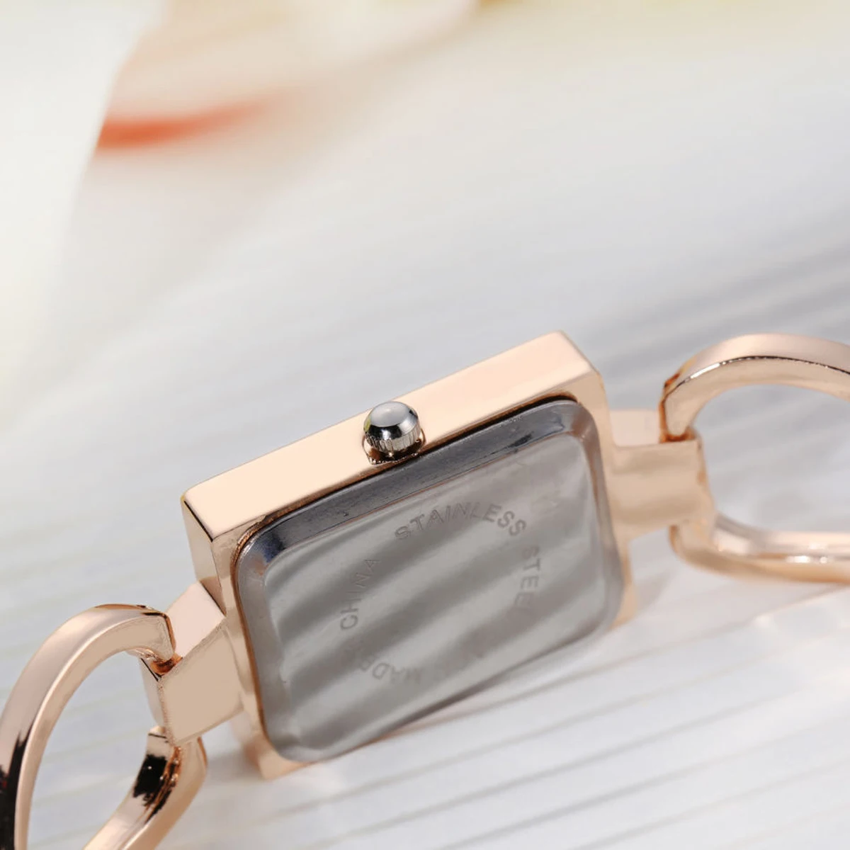 Luxury Brand Stainess Steel Dress Watches Girls Quartz Watch Bracelet Watch Ladies Fashion Women Dress Crystal Square Wristwatch
