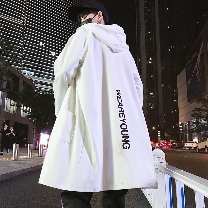 

2019 spring and summer new long windbreaker men's thin coat trend Korean version Slim student sunscreen Chinese Style Black
