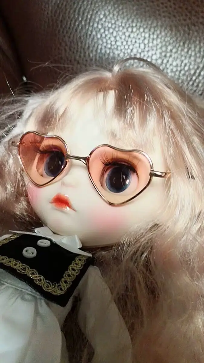 

Free shipping cost blyth dolls pop sunglasses cute heart shaped kawaii roundness accessories metal frame toys glasses for BJD
