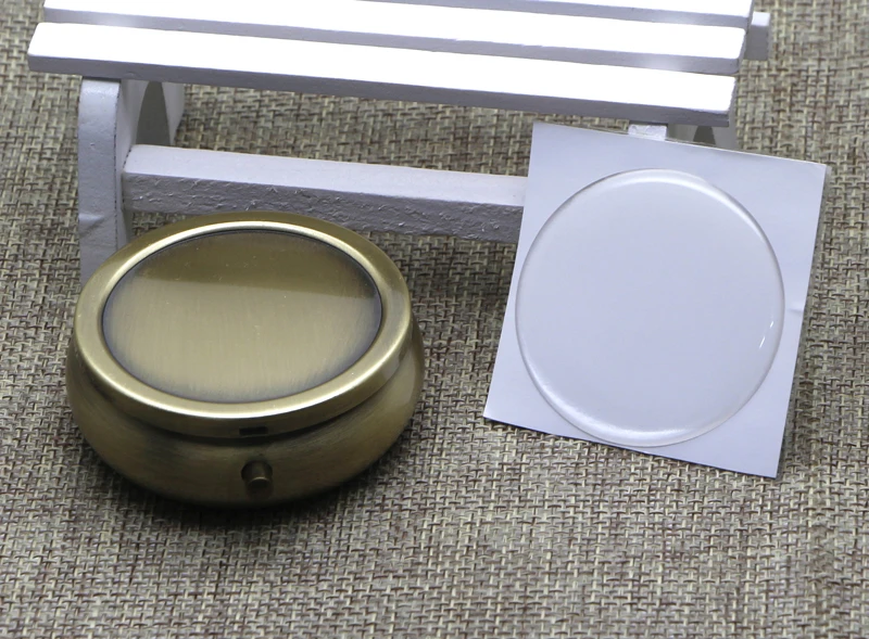 

42mm Brass Pill Box With Epoxy Sticker-Single Compartment Pill Box Container-trail order PY01C