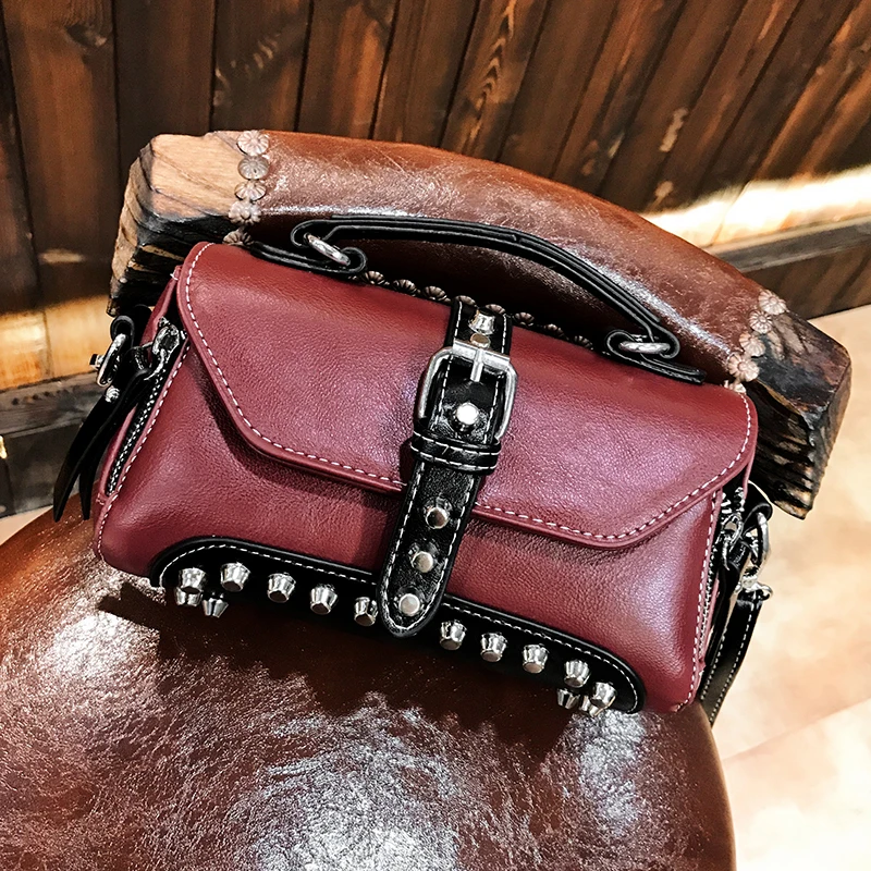 

Sac A Main Oil Leather Small Tote Rivet Luxury Handbags Women Bags Designer Belt Handbags High Quality Crossbody Bags For Women
