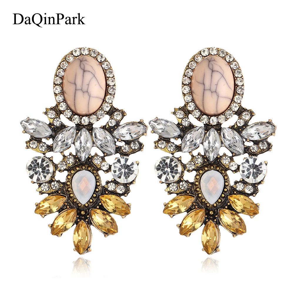 

New Vintage Big Crystal Flower Drop Earring for Women 2018 New Fashion Rhinestones Earrings Best Friends Gift Statement Jewelry