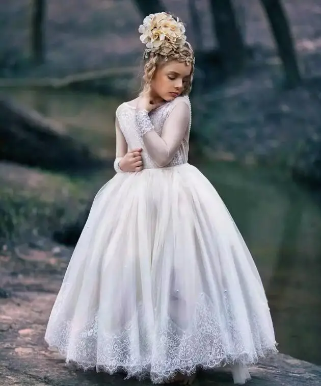 

Vintage Lace Applique Ball Gown Flower Girl Dresses For Weddings Little Girls Pageant Dress With Long Sleeves Ankle Length