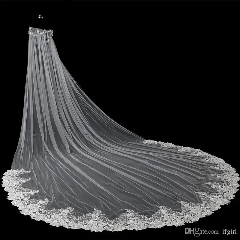 2018-luxurious-off-shoulder-3d-flowers-crystal