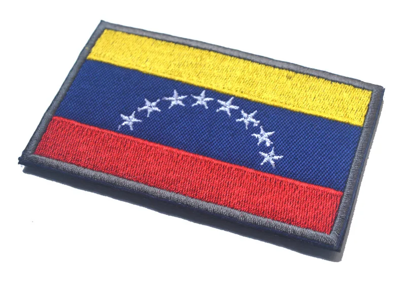 

1pcs Flag Patch Venezuela Subdued 3D Embroidered Tactical Military Morale Patch Tan Fabric Armband for Clothes Clothes