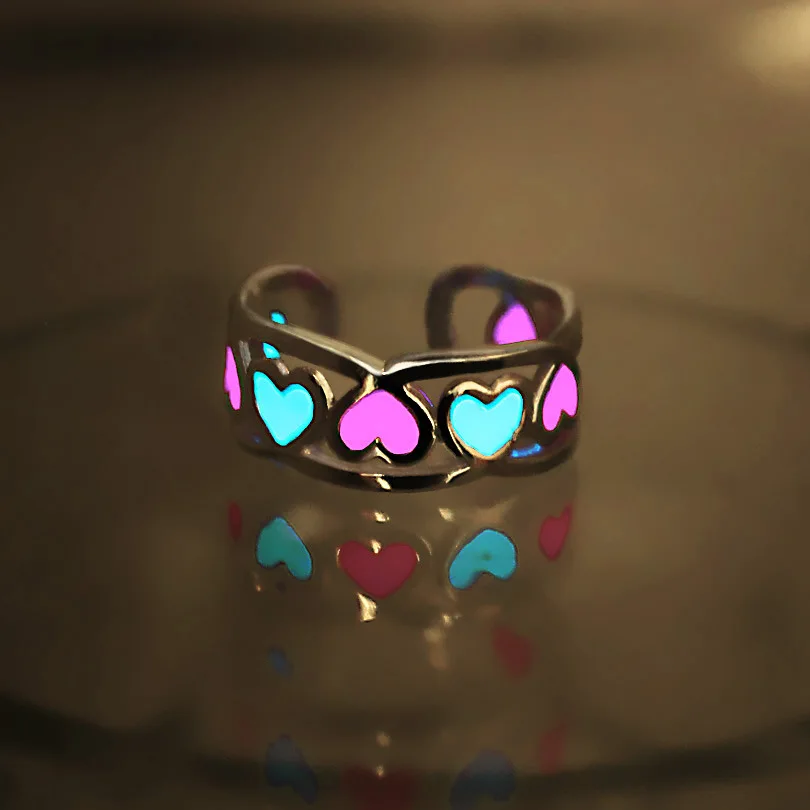 

Fashion Jewelry Glow In Dark Heart Adjustable Ring For Women Good Gift