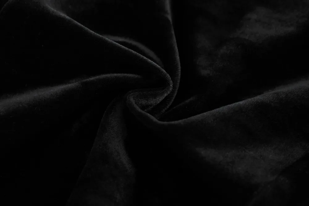 9437779645_1406076200