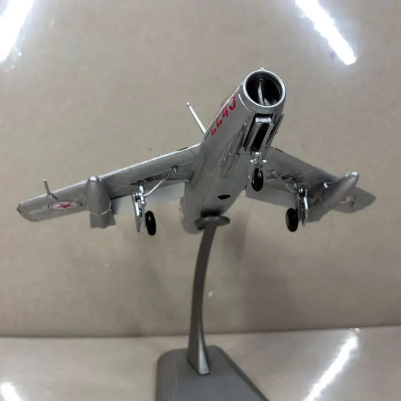 WLTK 1/72 масштаб Mikoyan MiG-15(Fagot) истребитель литой металлический военный самолет модель игрушки для сбора, подарка, украшения