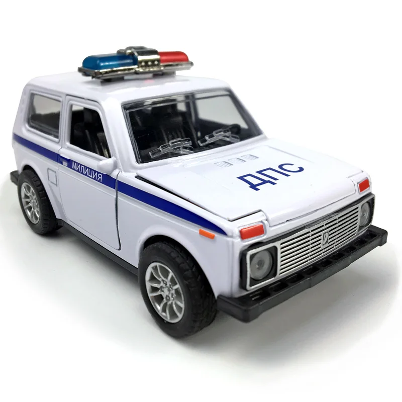 Литые под давлением автомобильные 1:28 масштаб Lada Niva 1:32 Масштаб Priora/2106 модель автомобиля коллекционная игрушка автомобиль со звуком и светильник - Цвет: Niva-Police car