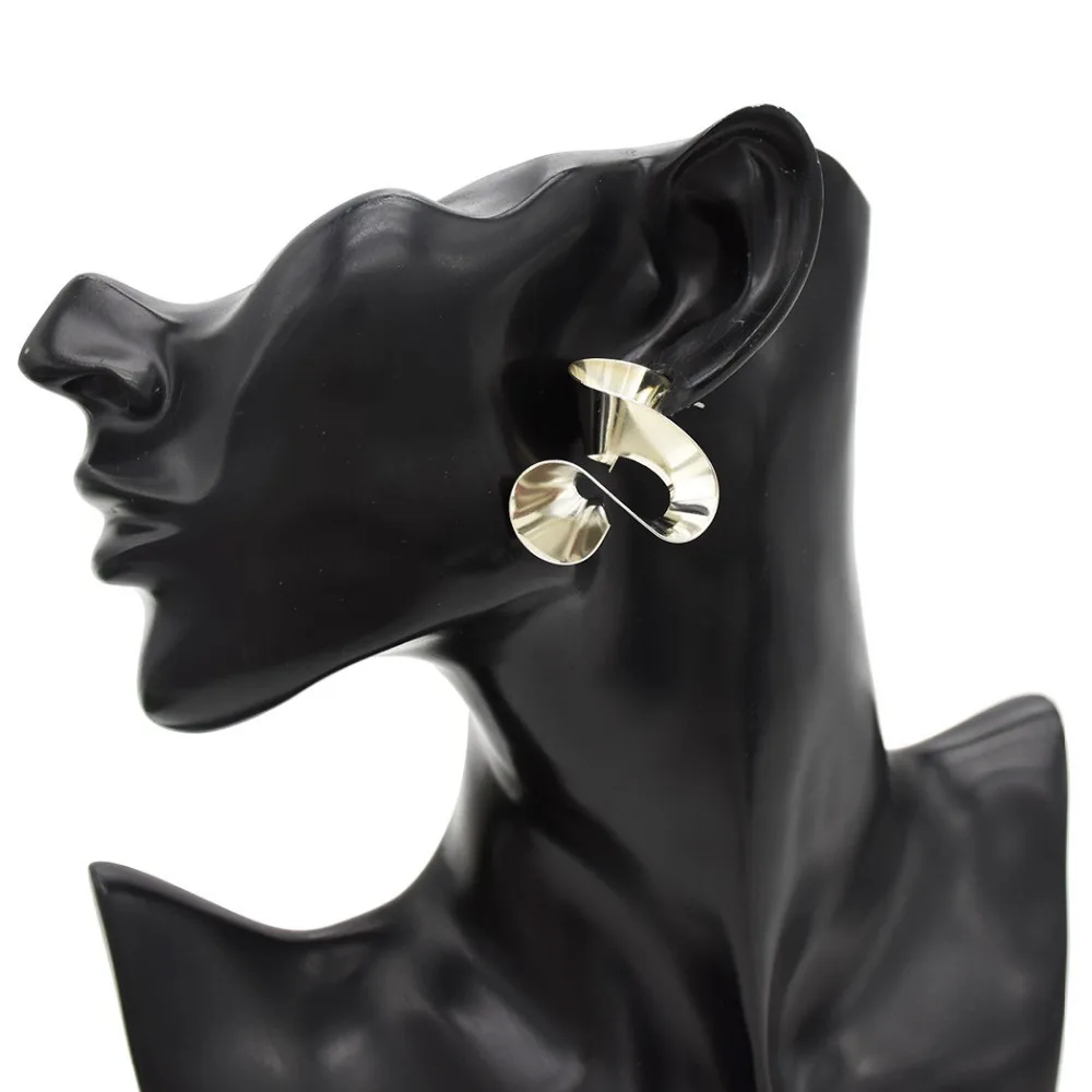

3 Style Fashion Personality Stud Earrings Pits Points Fold Gold Silver Wrinkled Curly Irregular Earrings Studs Earring for Women