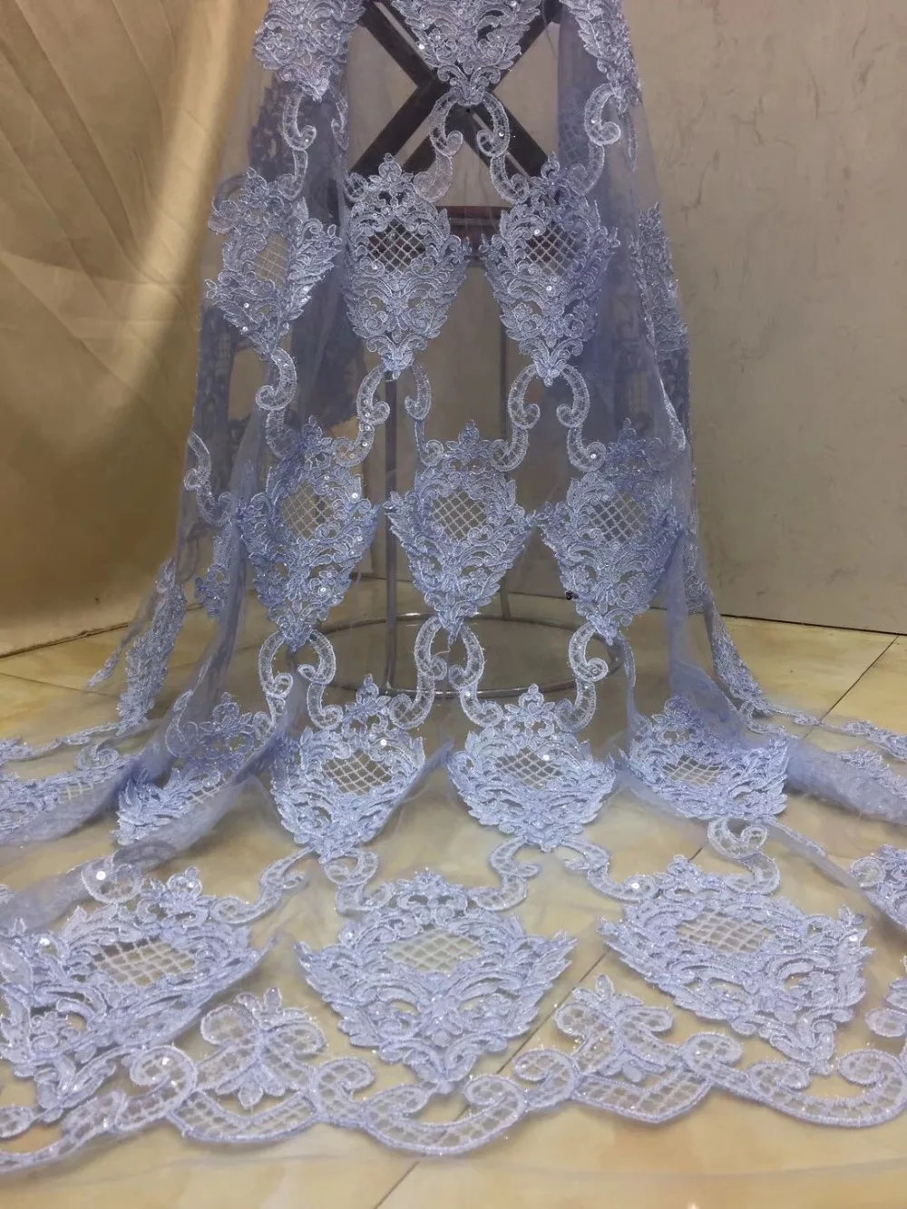 

New Arrival African Lace Fabrics Embroidered Nigerian Lace Fabric Bridal High Quality French Tulle Lace Fabric