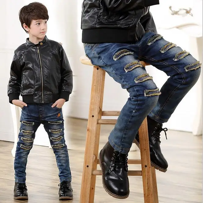 Брендовые Детские джинсы для мальчиков рваные брюки стиля гранж джинсы 2017 Демисезонный мальчика свет мыть джинсы для мальчиков