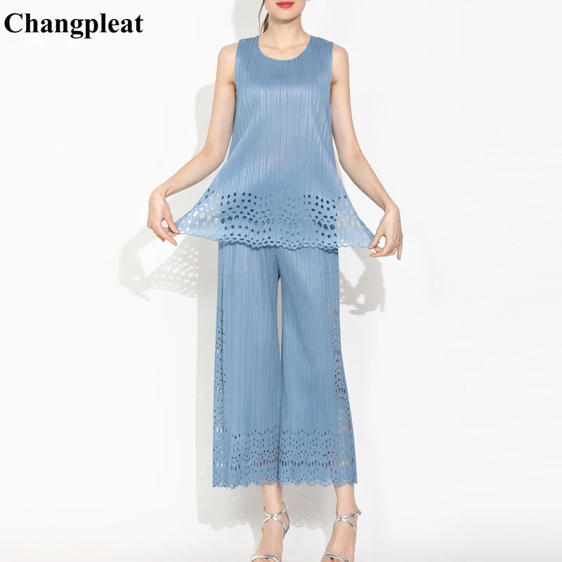 

Changpleat 2019 Summer New Women Sets Miyak Pleated Fashion O-neck Solid hollow Out Big elastic Female Pants two piece suit Tide
