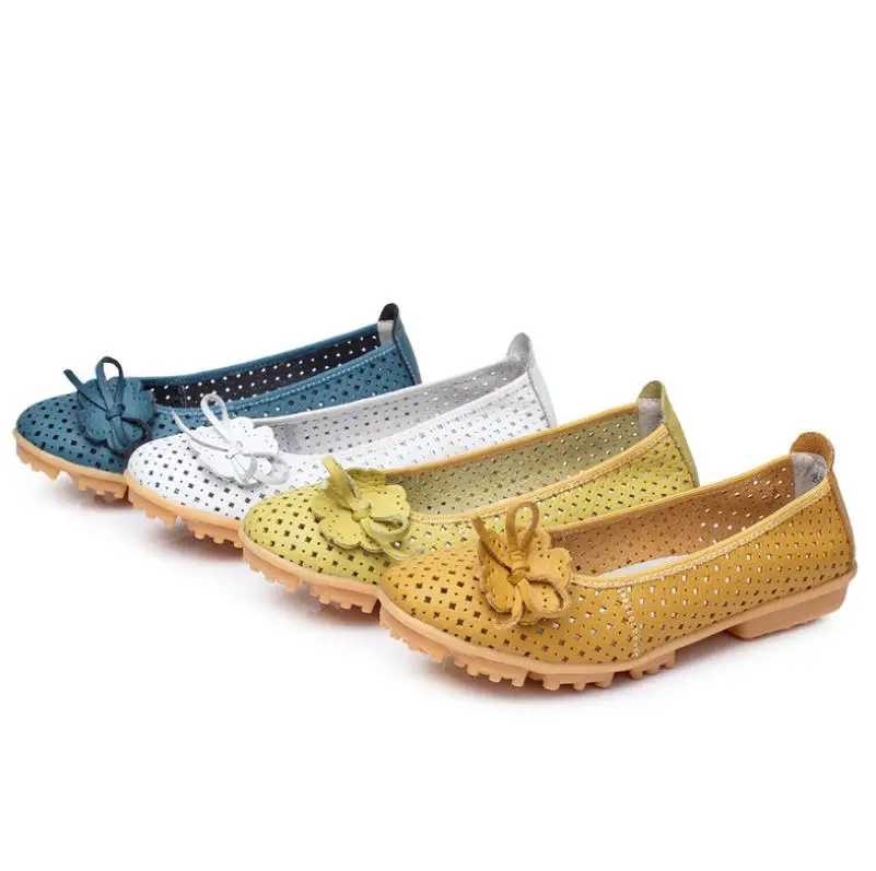 

New women's shoes hollow single shoes peas shoes mother shoes set foot flowers shallow mouth two layers of leather leather