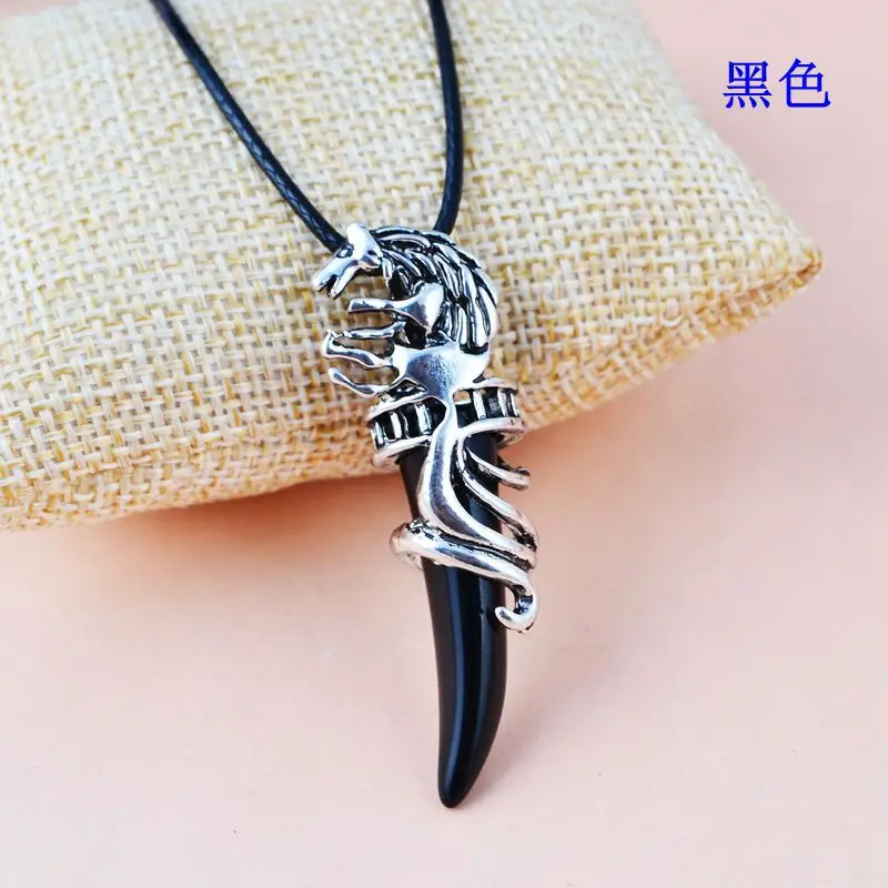 

BONLAVIE 1pcs Fashion Jeweley Antique Silver Wolf Head Real Men Wolf Fang Tooth Amulet Charm Pendant Necklace Jewelry