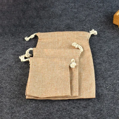 300 шт/партия, натуральная Льняная сумка на шнурке, джутовый карман, Подарочная сумка, тканевая сумка, заказной печатный логотип, сумка-тоут