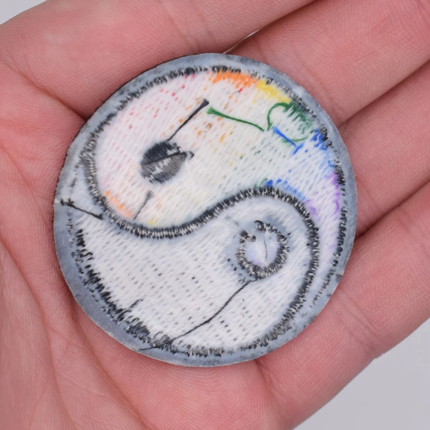 Yin-Yang-gay-lesbian-pride-rainbow-retro-LGBT-applique-Iron-On-PATCH-WHOLESALE-DROPSHIP-for-clothing (1)