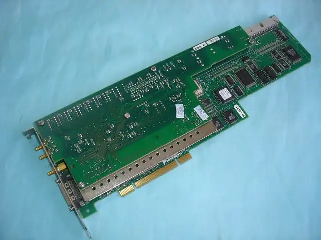 NI PCI-5401 используется в хорошем состоянии может нормально работать