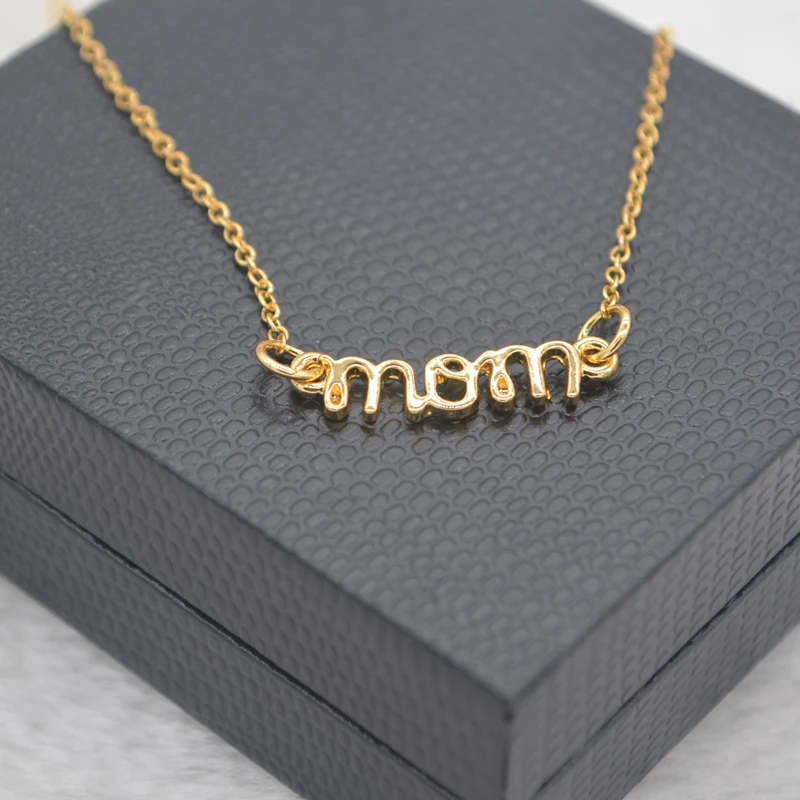 

Sykesha 2018 New Hot High Quality Simple but Warm Mom Word Pendant Necklace MOM Letter Mother's Day Birthday Gift Christmas Gift