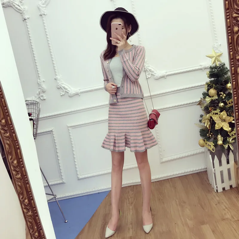 Image 2017 Spring Office Ladies Elegant Knit Cardigans + Step Skirt 2pcs Suits Short Slim Striped Sweater Tops and Mini Skirts Sets