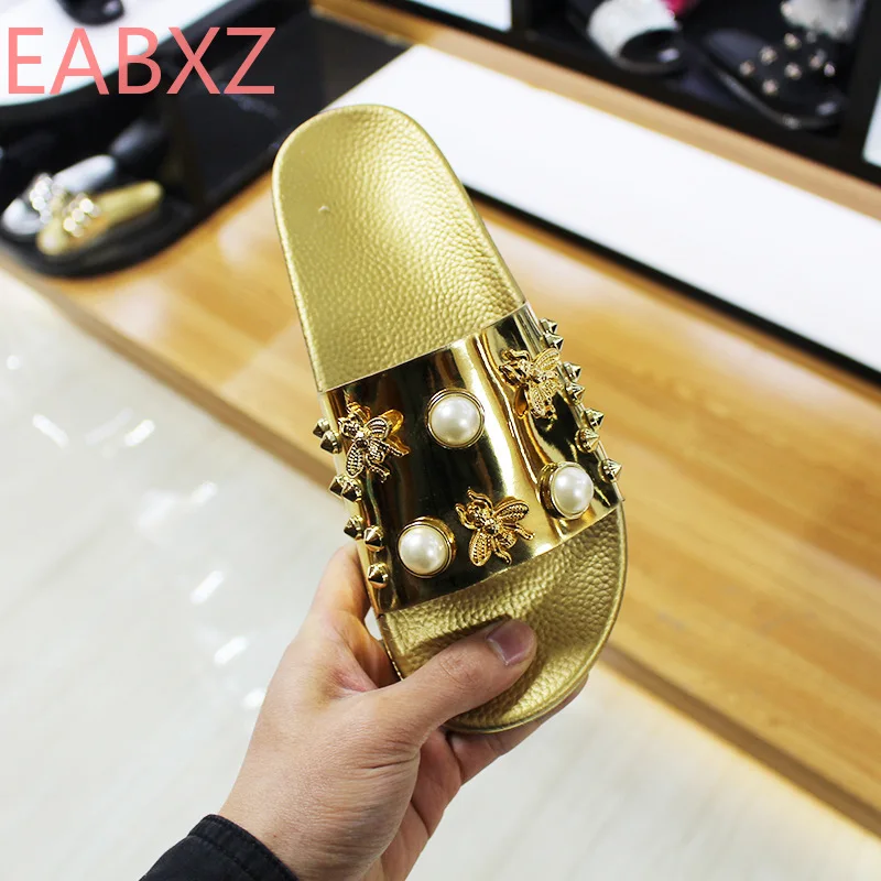 

EABXZ Craft Slippers Female Sequins Bee Jewelry One-word Slippers Fashion Leisure Cold Slippers Outdoor luxury slippers women