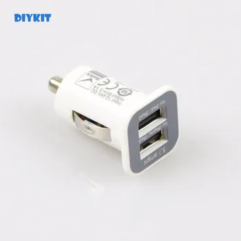 

DIYKIT Wholesale High Quality DC 12-24V Input Mini Dual USB Car Cigarette Lighter Charger White