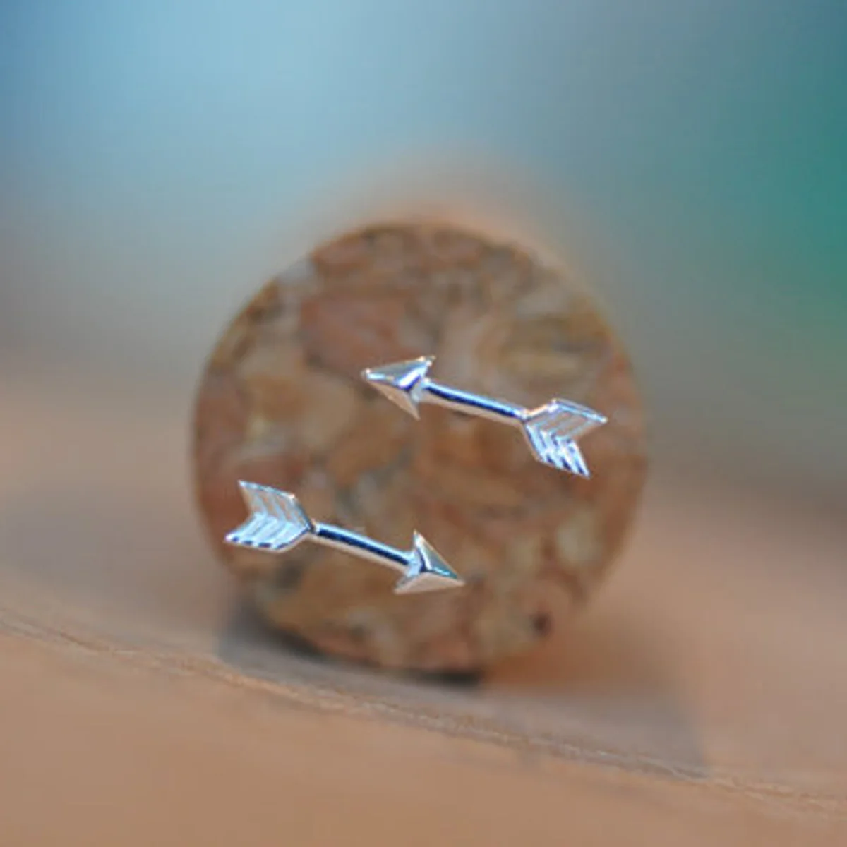 

Boho Small Arrow Ear Stud Earring brincos Silver Geometric Summer Beach Ear Earring Korean Style Piercing Earring Jewelry