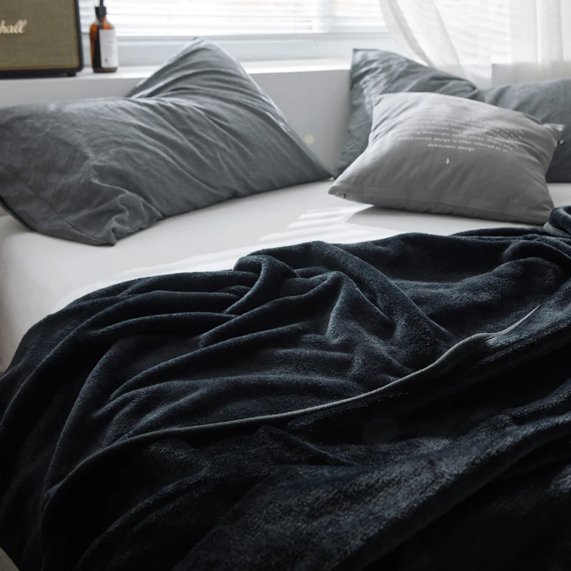 Черное однотонное покрывало-одеяло 200x230 см, очень мягкое фланелевое одеяло высокой плотности для дивана/кровати/автомобиля, портативные пледы
