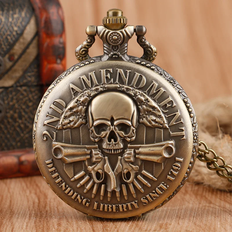 

Cool Vintage 2ND Amendment Defending Since 1971 Vintage Pocket Watch Necklace Pendant Chain for Men Boy Gift Reloj De Bolsillo