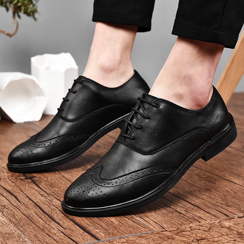 

men wedding party shoes genuine leather for men business dress shoes lace up brogue men's oxford flats formal business shoes L4