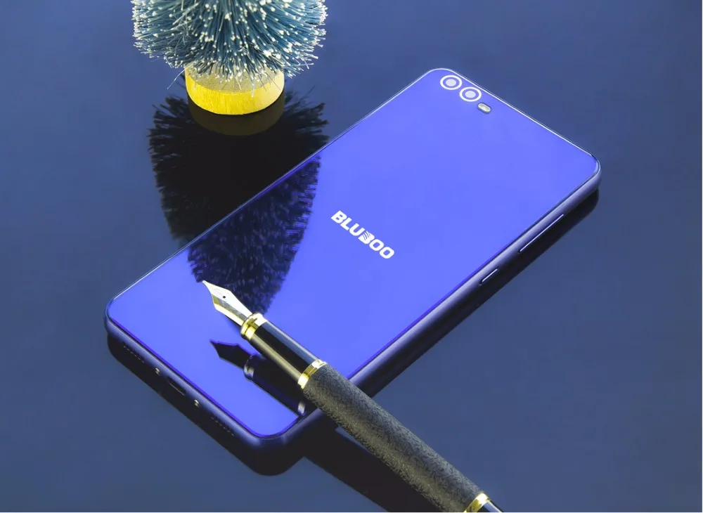 BLUBOO D2 1 Гб+ 8 Гб Две задние камеры 5,2 дюймов Android 6,0 MTK6580A четырехъядерный до 1. 3g Гц сеть 3g WiFi gps Bluetooth телефон