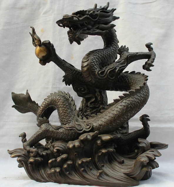 

bi002931 13" Lucky China Bronze Chinese Zodiac Year Bronze Flying Dragon Play Ball Statue