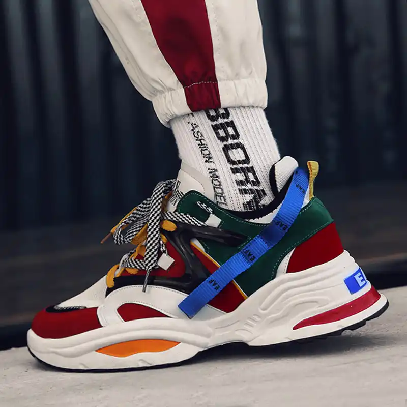 kanye west sneakers 2018
