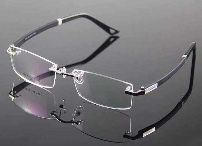029-silvery-700 (1)