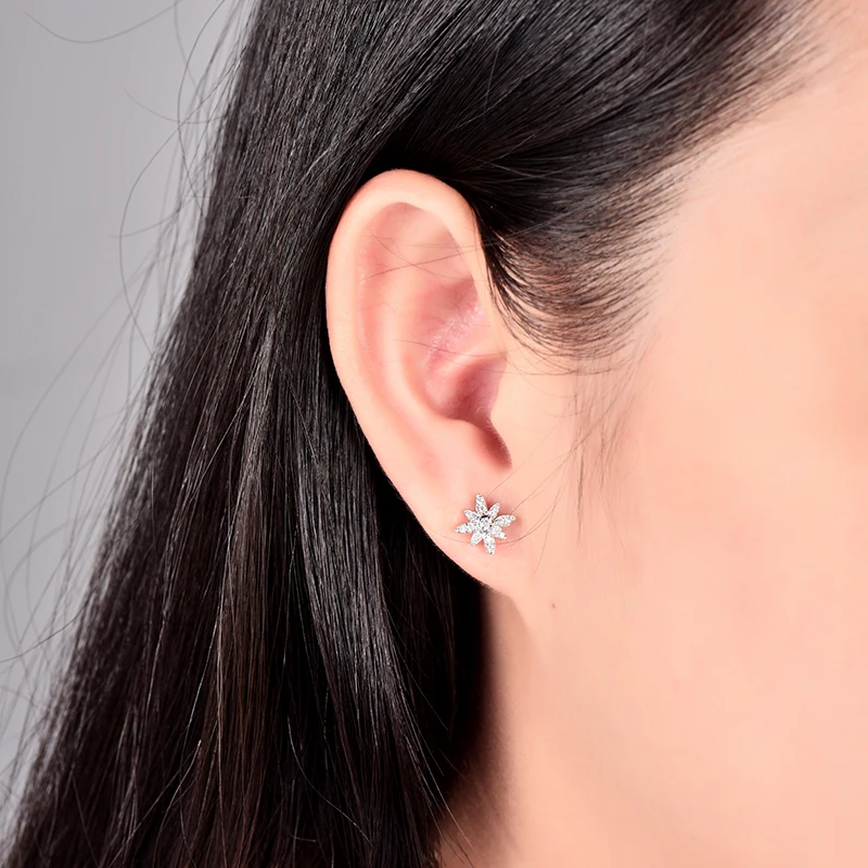 Роскошные женские серьги из 18 каратного белого золота с бриллиантами|earrings