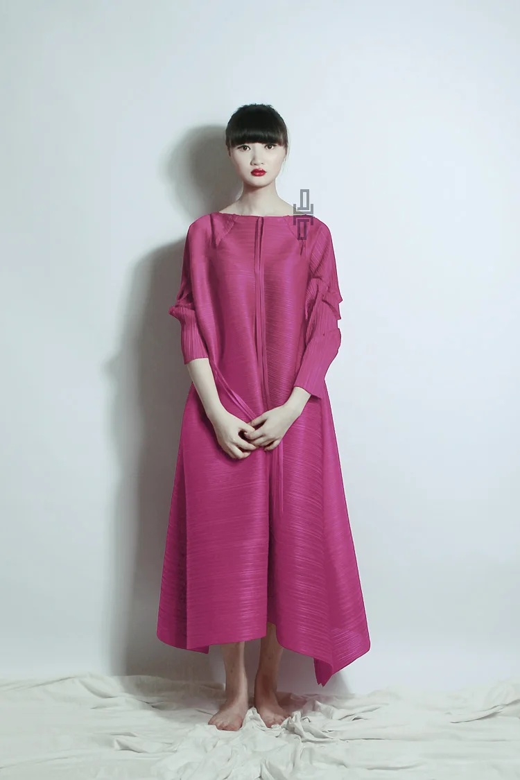 

Classic cross pleated magic dress 3D dresses free shipping