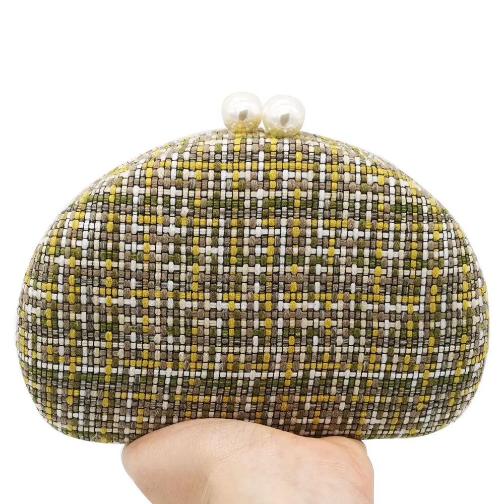 Woven Clutch Bag (24)