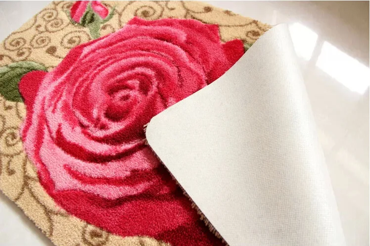 2462772563_1072742105