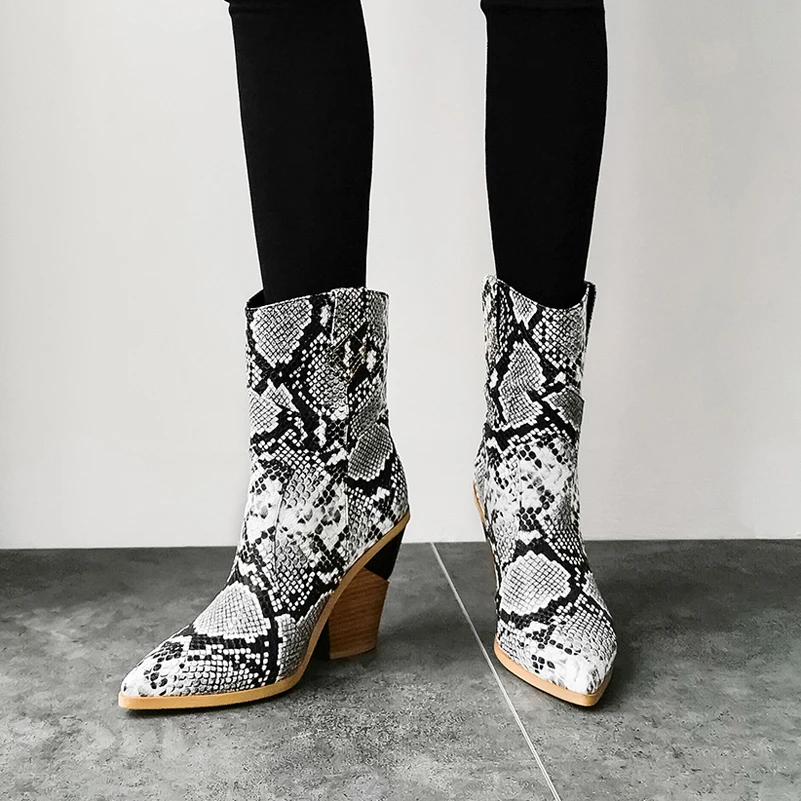 Meotina/ботинки до середины икры Брендовые женские ботинки осенние ковбойские сапоги на высоком каблуке в необычном стиле обувь с острым носком женская зимняя обувь, Размеры 33-46