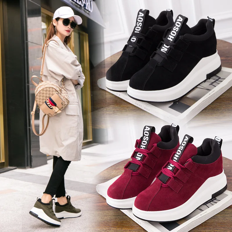 

2018 autumn and winter new Harajuku wild student casual shoes Korean flat sanding surface women's shoes.