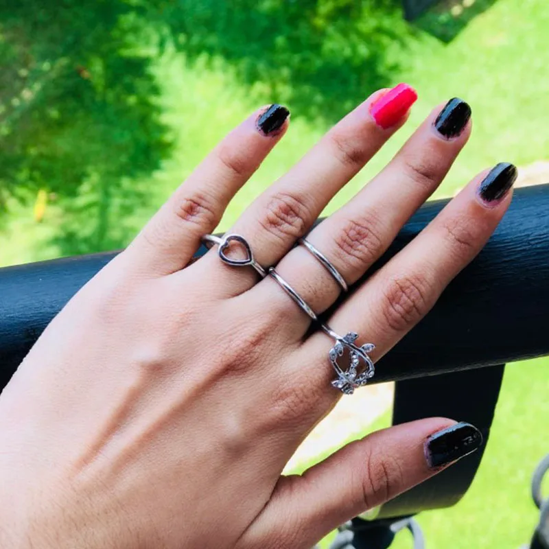 

AILEND 2018 New 4pcs/Set Unique Ring Set Punk style Gold Color Knuckle Rings for women midi Finger Knuckle rings Ring Set