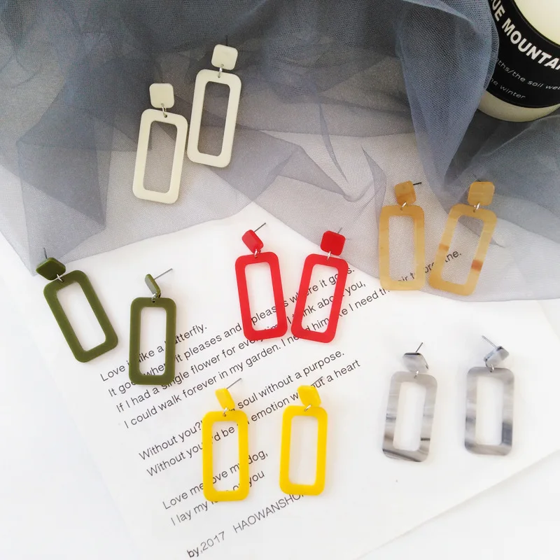 

Geometric Fashion Vintage Oblong Yellow Dangle Earrings for Women Hyperbole Street Snap Holiday Drop Earrings